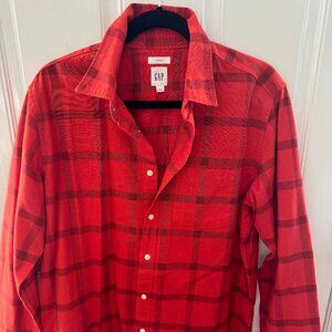GAP UNTUCKED SHIRT